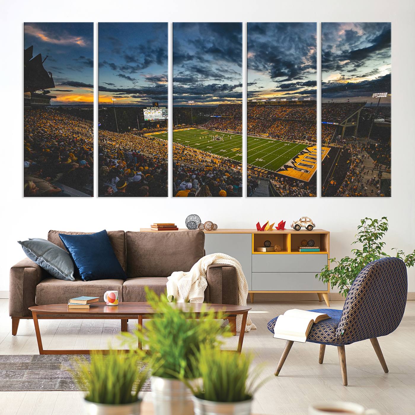 61020-MGV-CV-36X24-University of Wyoming Cowboys Football Team Print - Laramie War Memorial Stadium Wall Art Canvas Print