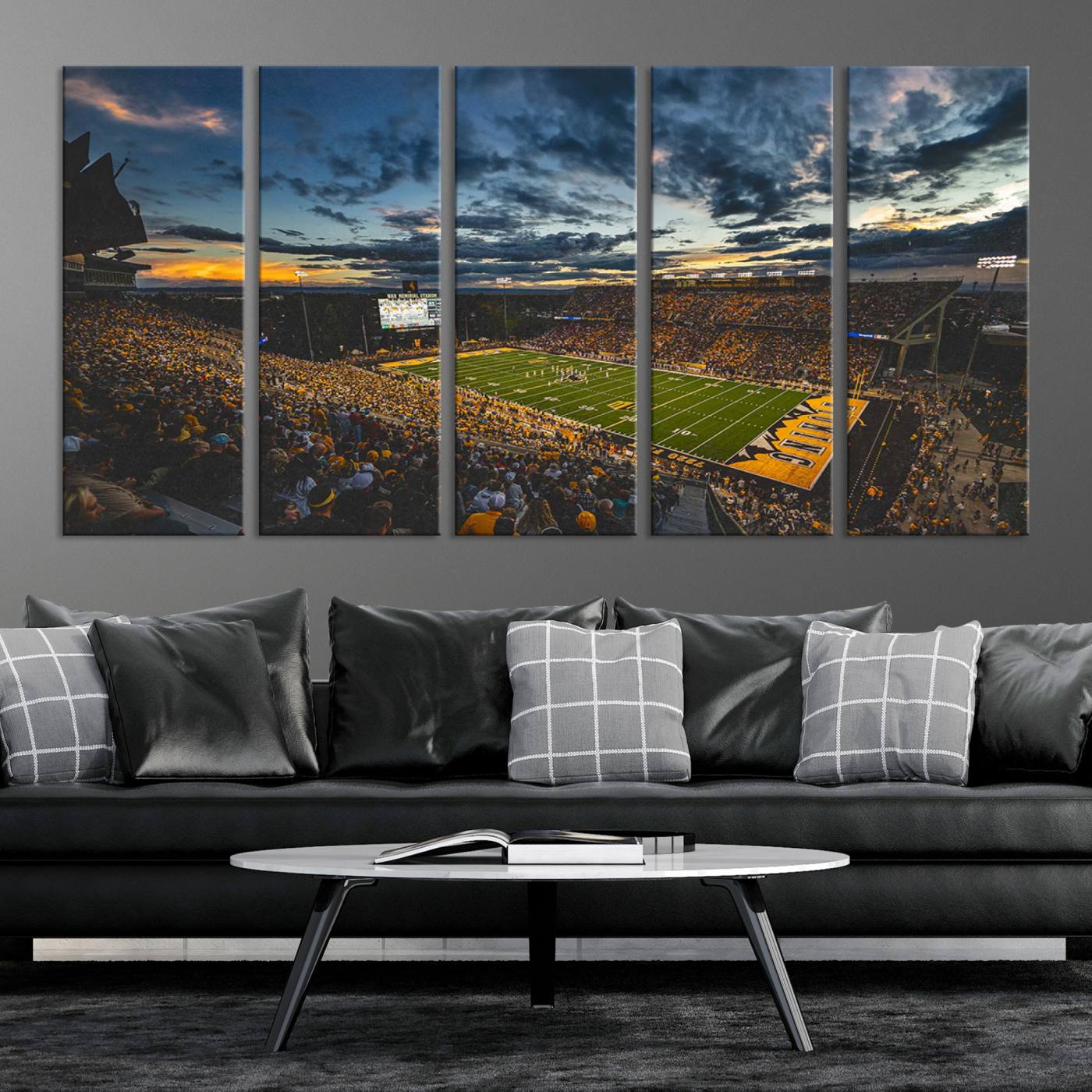 61020-MGV-CV-36X24-University of Wyoming Cowboys Football Team Print - Laramie War Memorial Stadium Wall Art Canvas Print