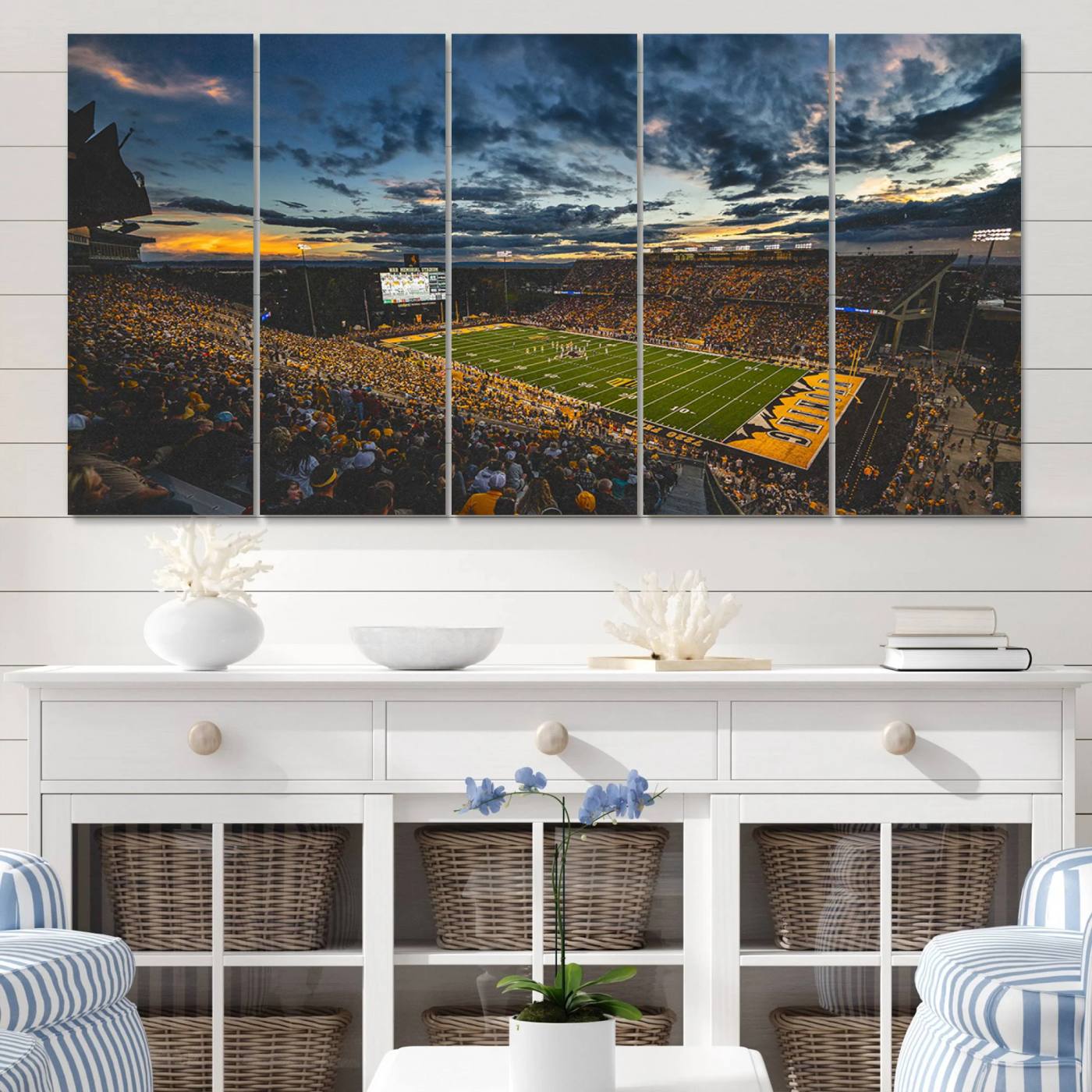 61020-MGV-CV-60X31-5P-University of Wyoming Cowboys Football Team Print - Laramie War Memorial Stadium Wall Art Canvas Print