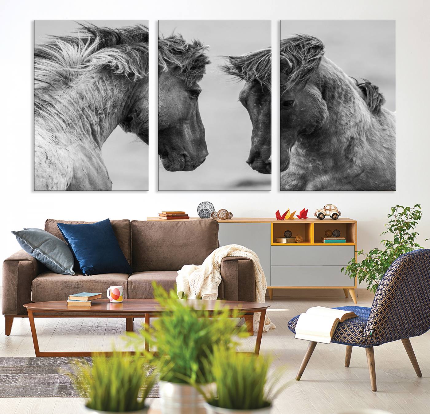 48234-MGV-CV-36X24-White Horses Wall Art Canvas Print