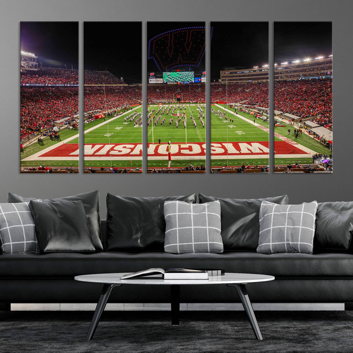 34125-MGV-CV-36X24-Wisconsin Badgers Football Team Print Canvas- Madison Camp Randall Stadium Wall Art Canvas Print