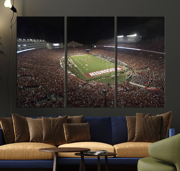 Wisconsin Badgers Football Team Print - Madison Camp Randall Stadium Wall Art Canvas Print