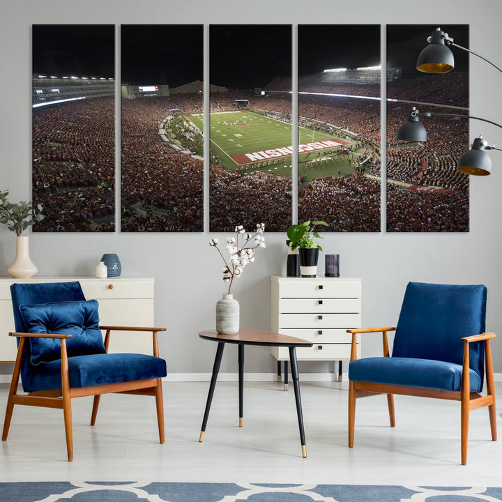 42403-MGV-CV-36X24-Wisconsin Badgers Football Team Print - Madison Camp Randall Stadium Wall Art Canvas Print
