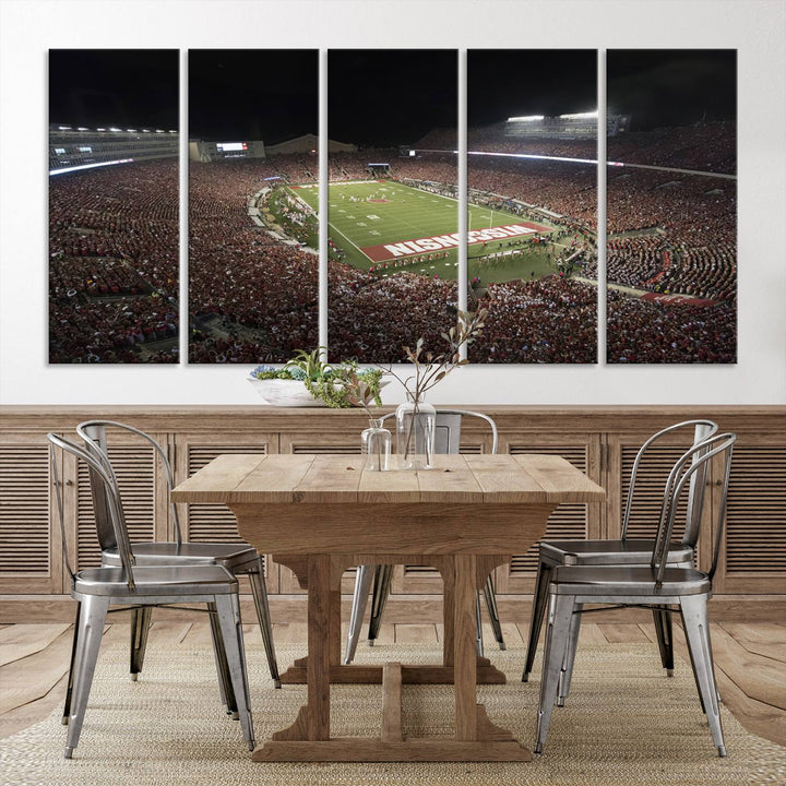 42403-MGV-CV-36X24-Wisconsin Badgers Football Team Print - Madison Camp Randall Stadium Wall Art Canvas Print