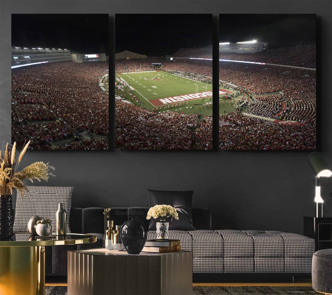 Wisconsin Badgers Football Team Print - Madison Camp Randall Stadium Wall Art Canvas Print