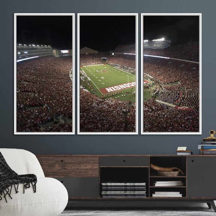 42403-MGV-FC-48X32-3P_White-Wisconsin Badgers Football Team Print - Madison Camp Randall Stadium Wall Art Canvas Print