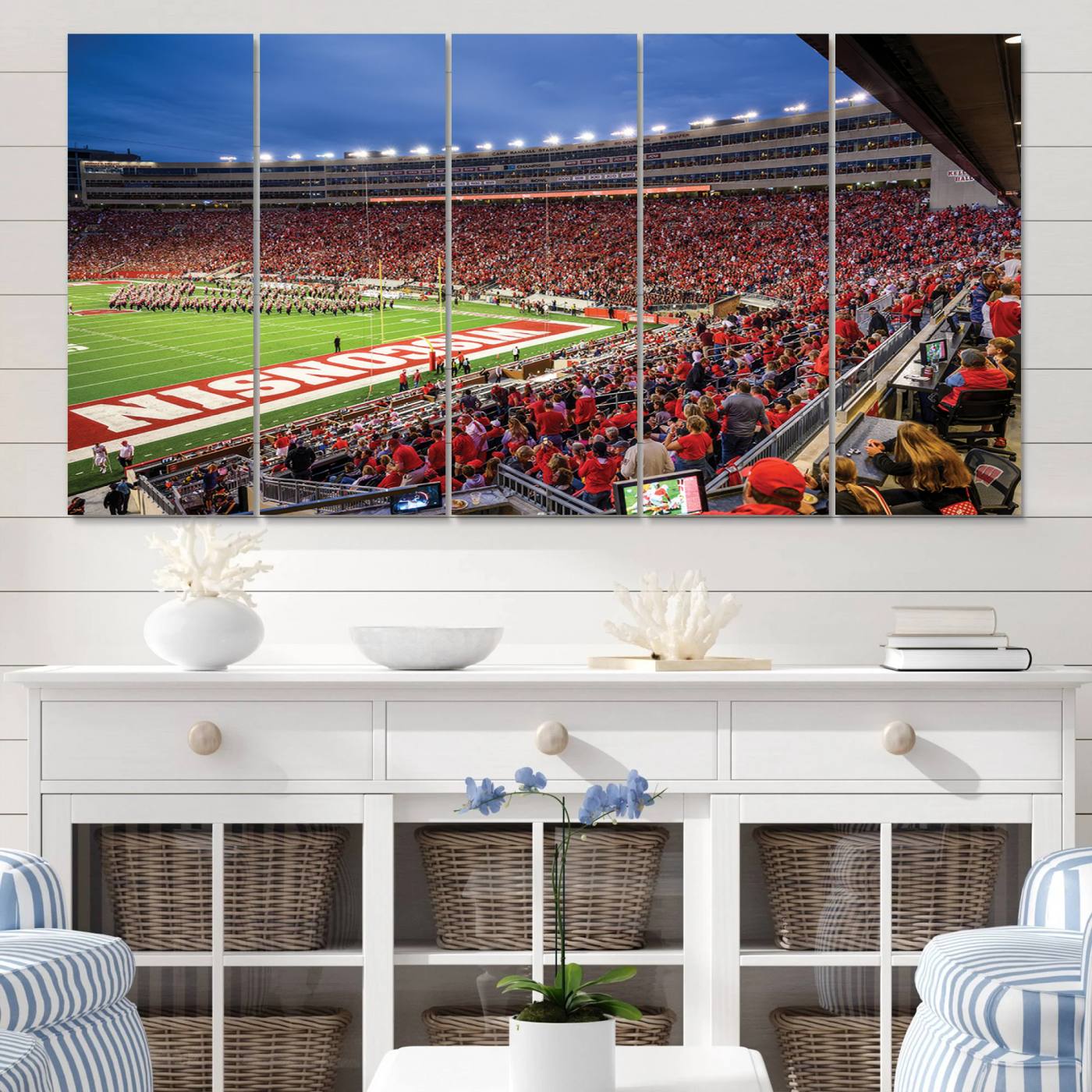 57601-MGV-CV-60X31-5P-Wisconsin Badgers Football Team Print - Madison Camp Randall Stadium Wall Art, Wisconsin Badgers Canvas Print