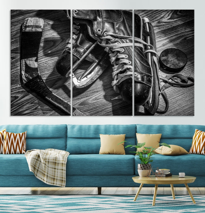 Old Pair of Mens Skates Wall Art Canvas Print