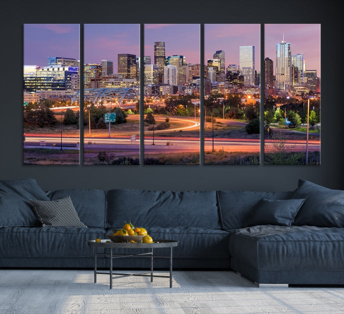 Impresión en lienzo de arte de pared grande con vista del paisaje urbano del horizonte púrpura del atardecer de las luces de la ciudad de Denver