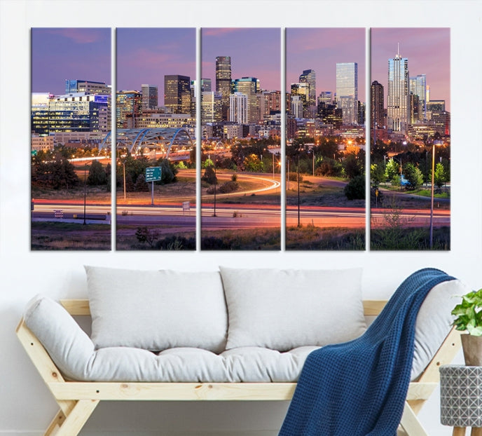 Denver City Lights Coucher de soleil Violet Skyline Paysage urbain Vue Art mural Impression sur toile