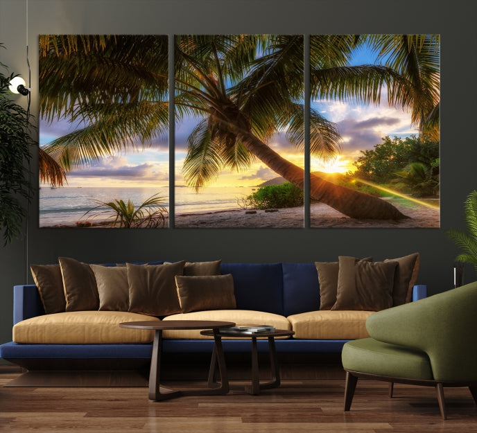 Coucher de soleil sur une île tropicale sur la plage Palms Wall Art Impression sur toile