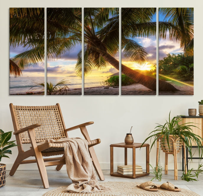 Coucher de soleil sur une île tropicale sur la plage Palms Wall Art Impression sur toile