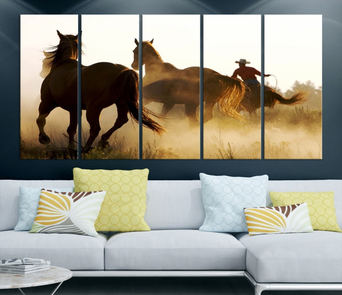 Lienzo decorativo para pared con caballos y vaqueros